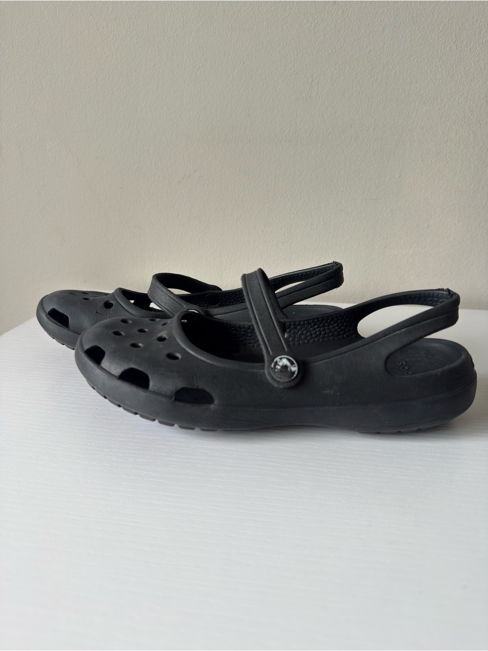 CROCS Black Mary-Jane Slingback Clogs